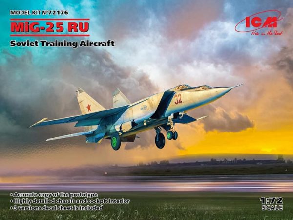 1/72 MiG-25 RU Soviet Training Aircraft