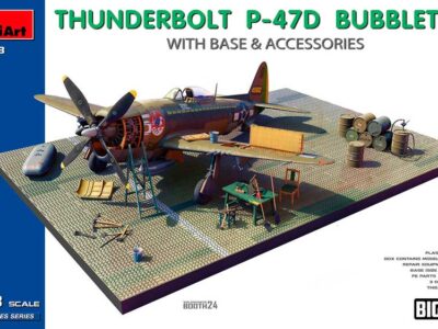 Republic P-47 D Thunderbolt Bubbletop with Base & Accessories